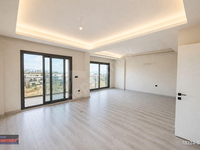 Özel Havuzlu Modern Tasarımlı Sıfır Müstakil Tripleks Villa - Görsel 6