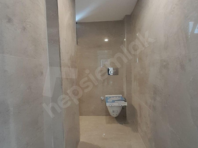 Bahçelğevler basınsitesinde 2+1 sıfır binada kiralık daire - Görsel 14