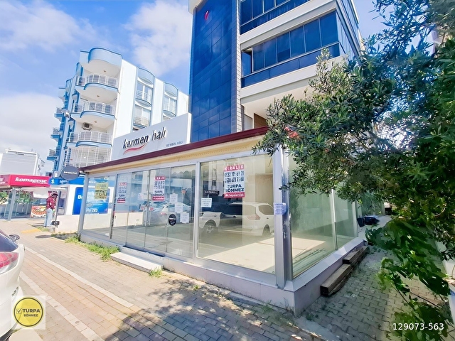 Menderes pazaryeri caddesinde 140 m2 kiralık boş dükkan/işyeri - Görsel 3