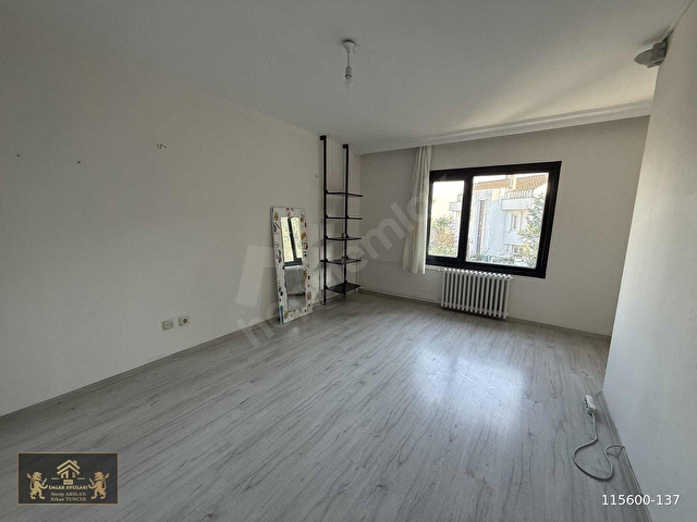 Tuzla Marinada Satılık 3+2 Villa - Görsel 23
