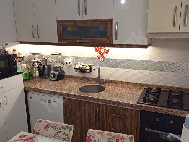 AVCILAR MERKEZDE METROBÜSE 5 DK YENİ BİNADA 2+1 KELEPİR ACİL - Görsel 27