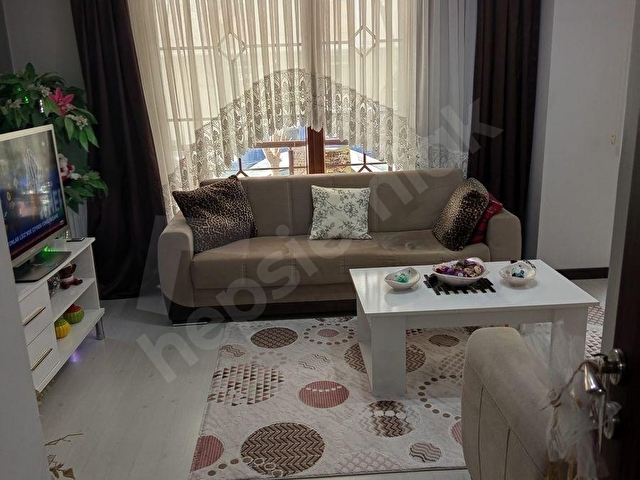 AVCILAR MERKEZDE METROBÜSE 5 DK YENİ BİNADA 2+1 KELEPİR ACİL - Görsel 3