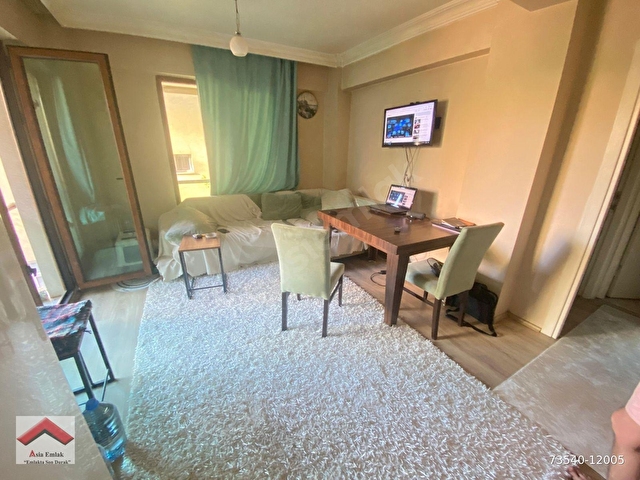 ASIA EMLAKTAN İÇERENKÖY MUHTARLIĞINA YAKIN 1+1 SATILIK DAİRE