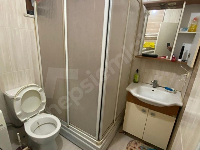 ASIA EMLAKTAN İÇERENKÖY MUHTARLIĞINA YAKIN 1+1 SATILIK DAİRE - Görsel 11
