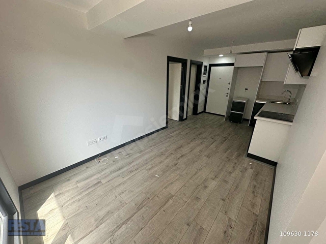 Festadan Metrobüs 7dk Balkonlu Asansörlü 1+1 KiralıkDaireإيجار - Görsel 6