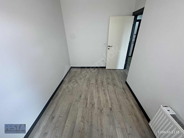Festadan Metrobüs 7dk Balkonlu Asansörlü 1+1 KiralıkDaireإيجار - Görsel 20