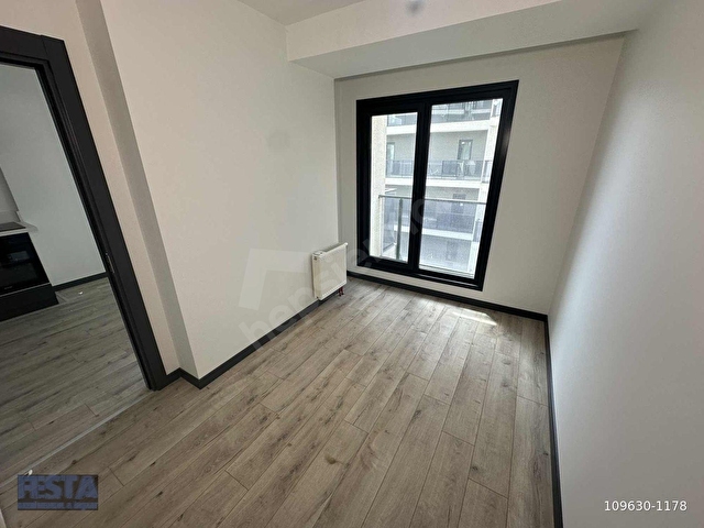 Festadan Metrobüs 7dk Balkonlu Asansörlü 1+1 KiralıkDaireإيجار - Görsel 18