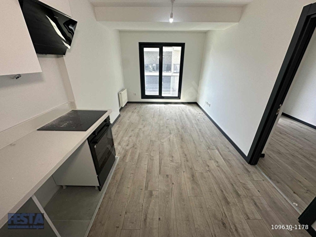 Festadan Metrobüs 7dk Balkonlu Asansörlü 1+1 KiralıkDaireإيجار - Görsel 24