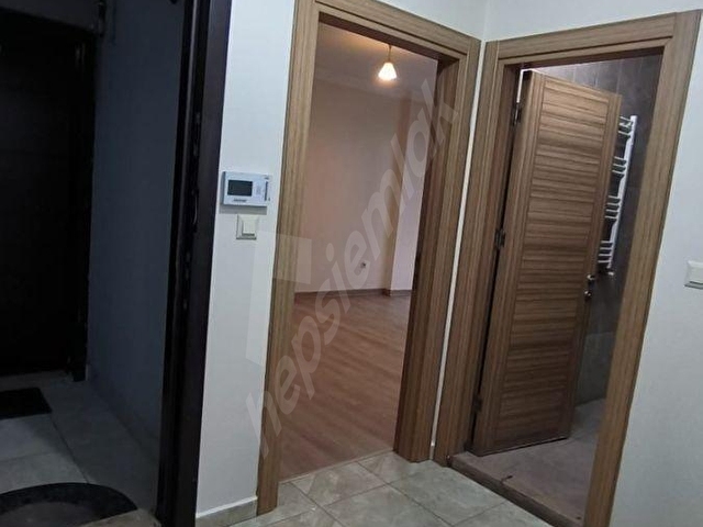 Trabzon Meydan Kemerkaya Da Satılık 1+1 Daire - Görsel 12