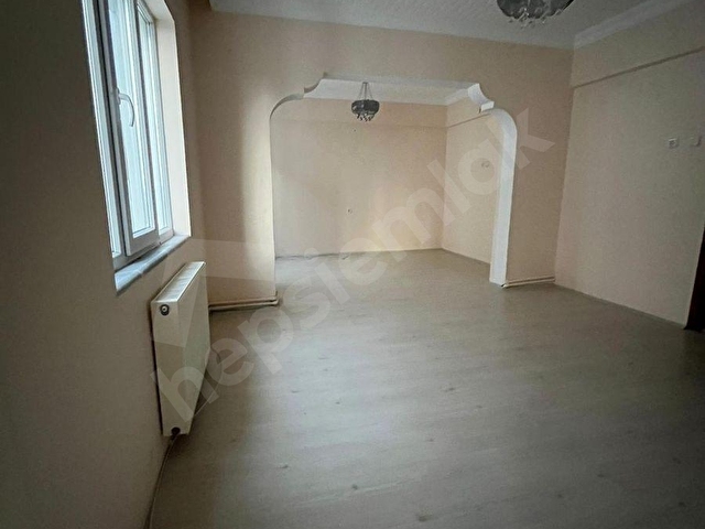 ZİRVE EMLAKTAN YENİ MAH.DE KİRALIK 3+1 DAİRE - Görsel 4