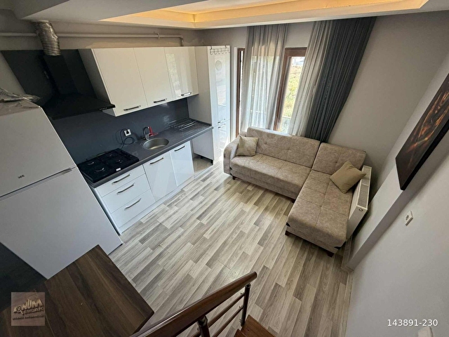 YENİKÖY DE KİRALIK 1+1 EŞYALI DUBLEKS ANA CADDE ÜZERİ DAİRE