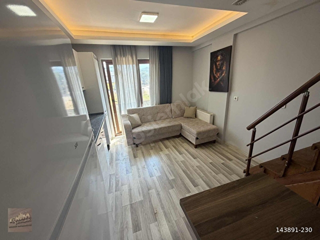 YENİKÖY DE KİRALIK 1+1 EŞYALI DUBLEKS ANA CADDE ÜZERİ DAİRE - Görsel 18