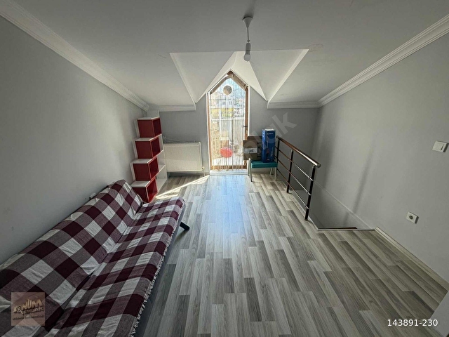 YENİKÖY DE KİRALIK 1+1 EŞYALI DUBLEKS ANA CADDE ÜZERİ DAİRE - Görsel 11