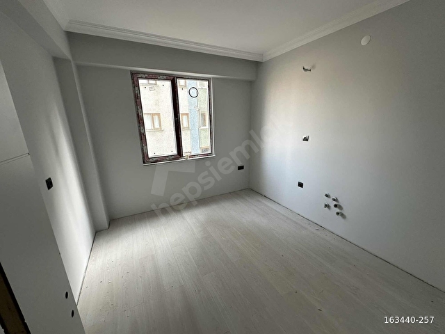 VİP REAL ESTATE 3 NOLU ERDOĞDU MERKEZİ KONUMDA 3+1 DAİRE - Görsel 15