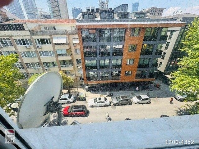 1. LEVENT FECRİEBCİOĞLU SOKAKTA 125 M2 3+1 FERAH DAİRE - Görsel 16