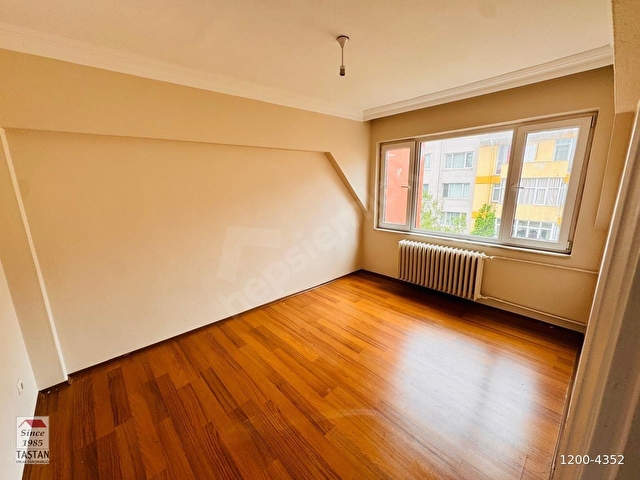 1. LEVENT FECRİEBCİOĞLU SOKAKTA 125 M2 3+1 FERAH DAİRE - Görsel 13