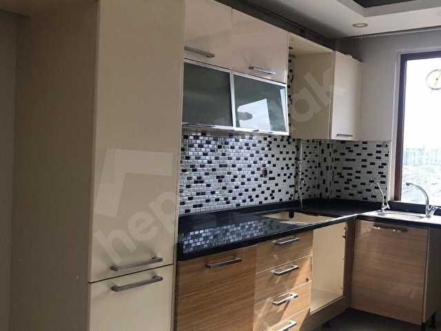 ATAŞEHİR AŞIKVEYSEL MH 4+1OTOPARKLI ASANSOR 160 MT DUBLEX DAİRE - Görsel 2
