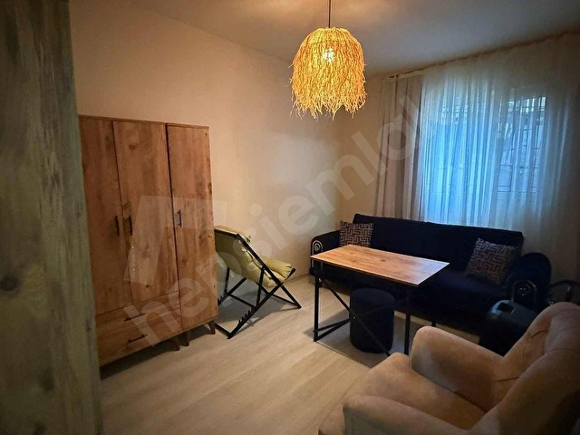 SRL DEN MALTEPE E5 ÜSTÜ İÇİ YAPILI AYRI GİRİŞLİ 2+1 BAHÇE KATI - Görsel 2