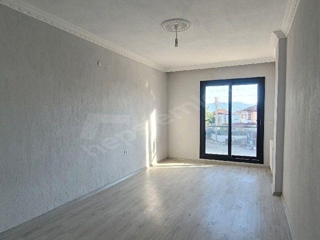 Mendere Tekeli Kiralik Daire Genis Ferah - Görsel 10