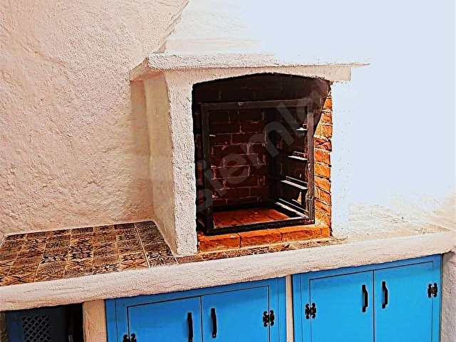 Çeşme Alaçatı Merkeze Yakın Nilberkden Havuzlu Satılık Villa - Görsel 8