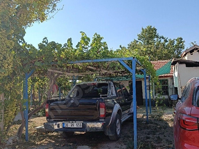 KARABURUN KÖYÜNDE SATILIK 38 EVLEK  KÖY EVİ - Görsel 7