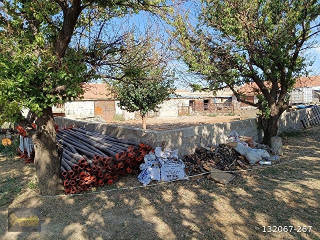 KARABURUN KÖYÜNDE SATILIK 38 EVLEK  KÖY EVİ - Görsel 27
