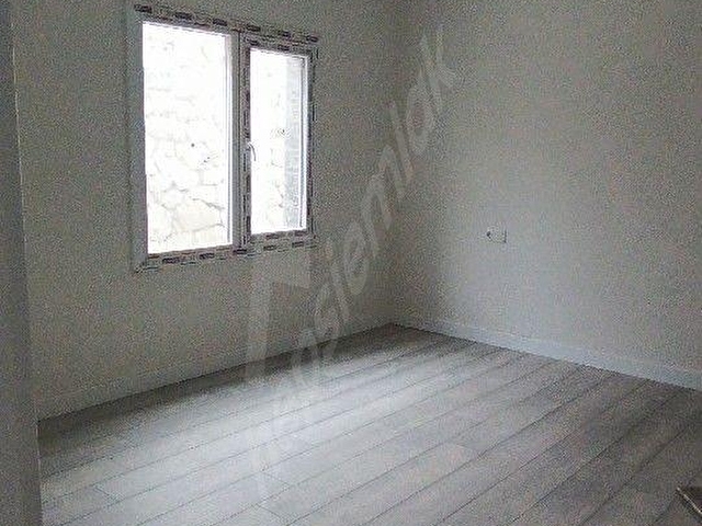 Kıyıkışlacık Köyünde sitede modern yapılı sıfır bahçe kullanımlı 2+1 kullanışlı daire - Görsel 28