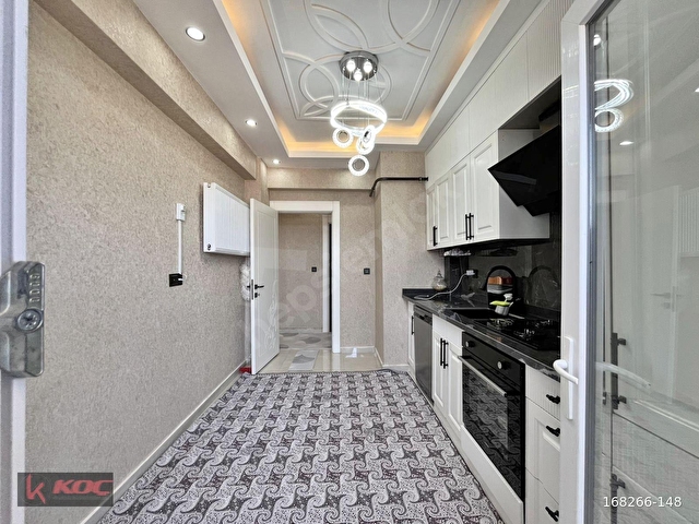 KOÇ GYMDEN BEŞTEPEDE ACİL SATILIK ULTRALÜX CAM BALKON 2+1
