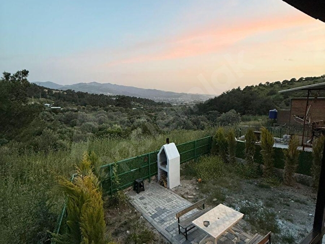 MENEMEN GÖRECE DE 200 M2 ÜZERİNE KURULU KÖY EVİ - Görsel 12