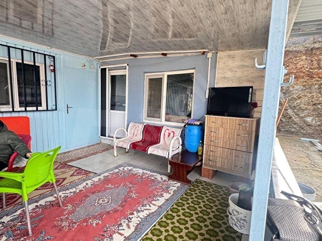 Dağyeniköyde Full Eşyalı, Havuzlu, Güneş Panelli Müstakil Bahçe - Görsel 15