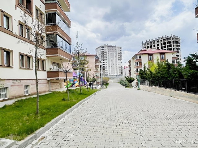 İLDEM YEŞİLYURT ESNAF TOKİ 3+1 YAPILI KÖŞE DAİRE - Görsel 3