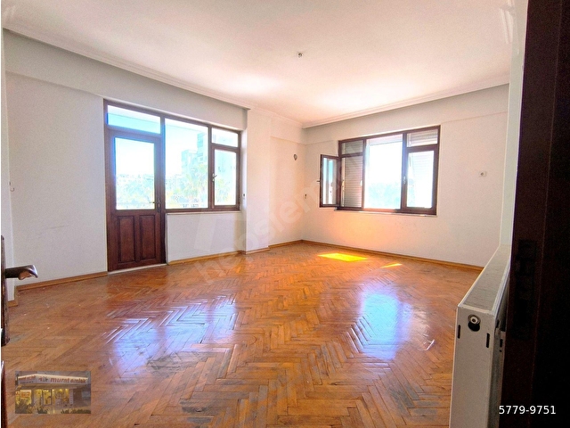 BURHANETTİN ONAT CADDESİ ÜZERİNDE ARA KATTA DAİRE VE İŞYERİNE UYGUN 3+1 KİRALIK - Görsel 14