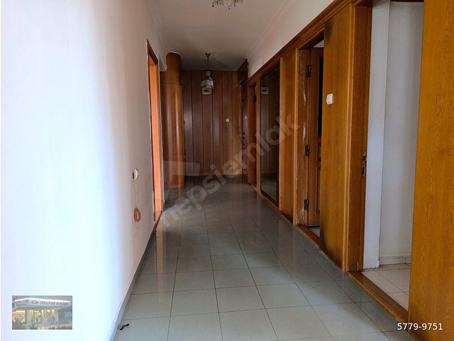 BURHANETTİN ONAT CADDESİ ÜZERİNDE ARA KATTA DAİRE VE İŞYERİNE UYGUN 3+1 KİRALIK - Görsel 18