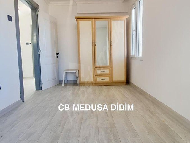 Efelerde Satılık Havuzlu 4+1 Villa - Görsel 20