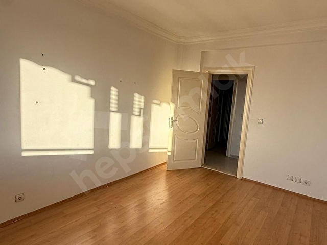 DEĞİRMİÇEMDE 3+1 KİRALIK BAKIMLI TERASLI ASANSÖRLÜ DAİRE - Görsel 10