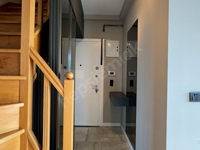ÖZGÜRLÜKPARKI VE DENİZ MANZARALI ÖZEL DUBLEKS RESIDANCE DAİRE - Görsel 12