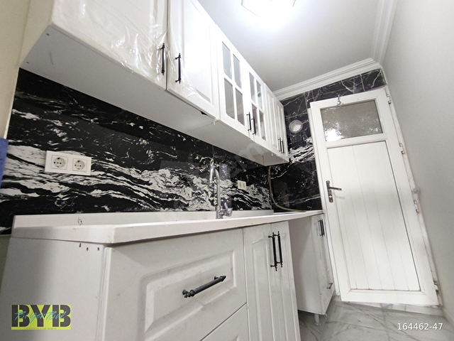 KAĞITHANE CADDE ÜZERİNDE FIRSAT BOŞ SATILIK 2+1 DAİRE - Görsel 6