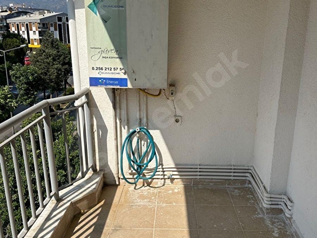AYDIN EFELER MAHALLESİ SİTE İÇİ 3₺1 DOĞALGAZLI KİRALIK DAİRE - Görsel 14