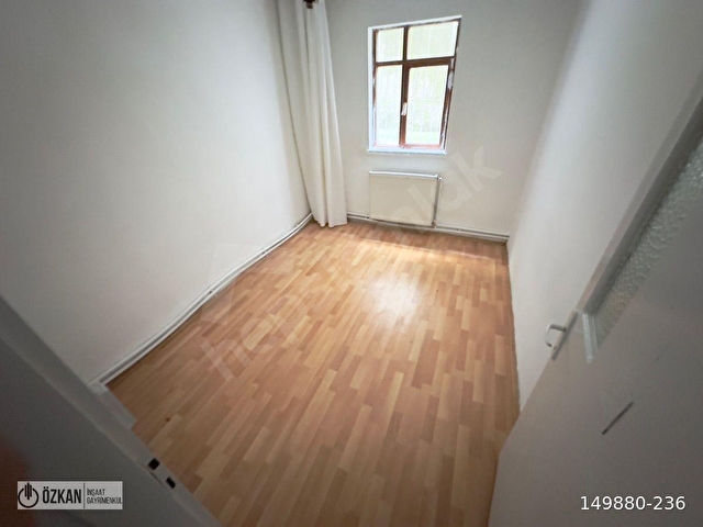 KIBRIS CAD. MANTOLAMALI BAĞIMSIZ SALON 2+1 SATILIK DAİRE - Görsel 14