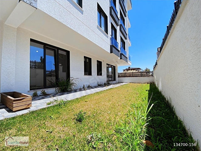 BORDO MAVİDEN SİZLERE VİLLA TADINDA MÜSTAKİL BAHÇE DAİRE
