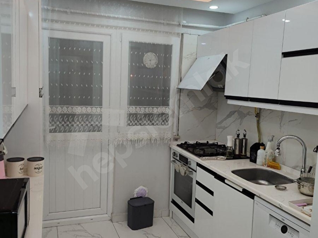 AYDAN EMLAK TAN KÖRFEZ M.SİNAN DA ASANSÖRLÜ 2+1 ARAKAT SATILIK