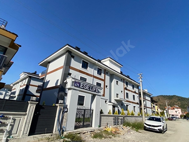 EGE İNŞAATTAN SATILIK AYRI MUTFAKLI HAVUZLU 2+1 DAİRE - Görsel 7