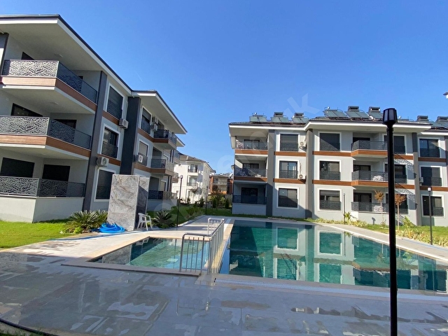 EGE İNŞAATTAN SATILIK AYRI MUTFAKLI HAVUZLU 2+1 DAİRE - Görsel 3