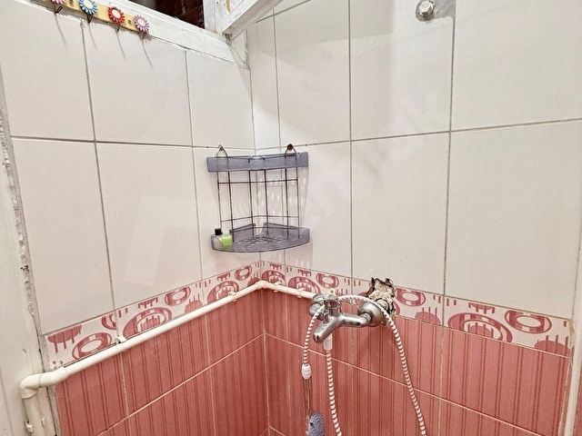 KADIKÖYDE ISKELEYE YAKIN GENİŞ 1+1 AYRI MUTFAKLI ARA KAT DAİRE - Görsel 22