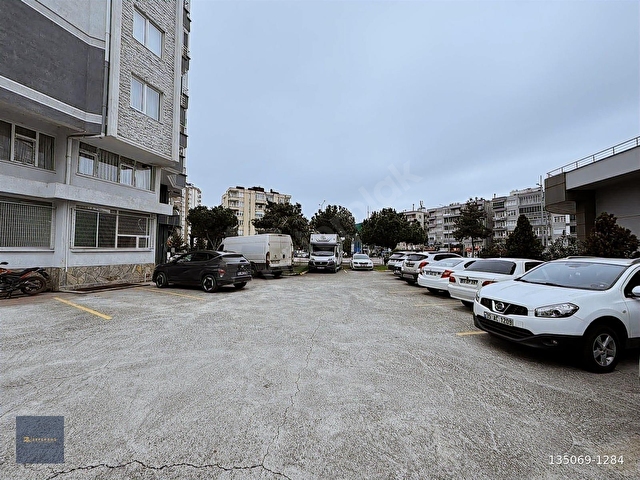 DENİZ MANZARALI GENİŞ CAM BALKONLU KİRALIK DAİRE - Görsel 8