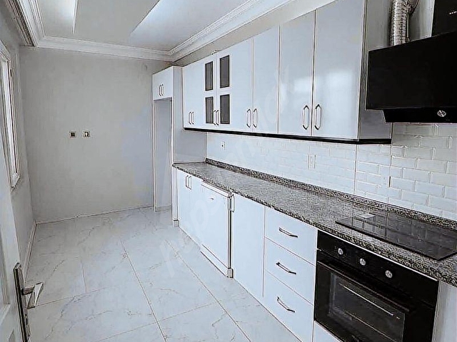 DENİZ MANZARALI GENİŞ CAM BALKONLU KİRALIK DAİRE - Görsel 23
