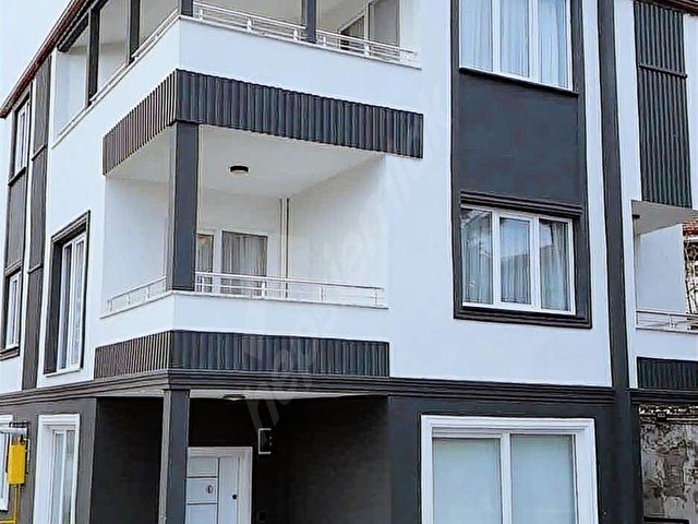 DURMAZERDEN BAHÇELİEVLERDE SAHİLE 4.PARSEL SATILIK 3 KATLI VİLLA - Görsel 2