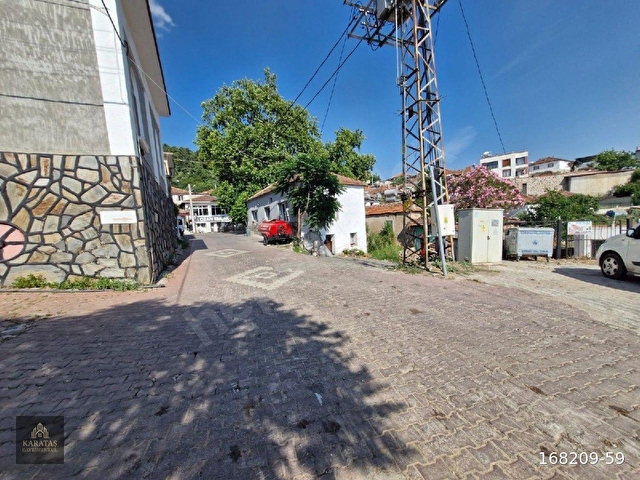 Karaot Köy Merkezinde Satılık 246 m2 Tek Tapulu İmarlı Arsa - Görsel 3