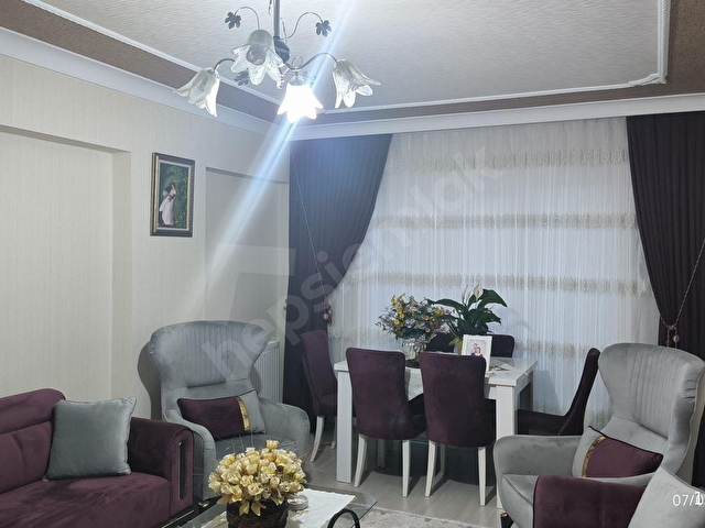 KAYA EMLAKDAN ORHAN GAZİ CADDESİNDE PARK KARŞISI 3+1 DAİRE - Görsel 2