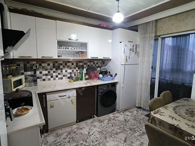 KAYA EMLAKDAN ORHAN GAZİ CADDESİNDE PARK KARŞISI 3+1 DAİRE